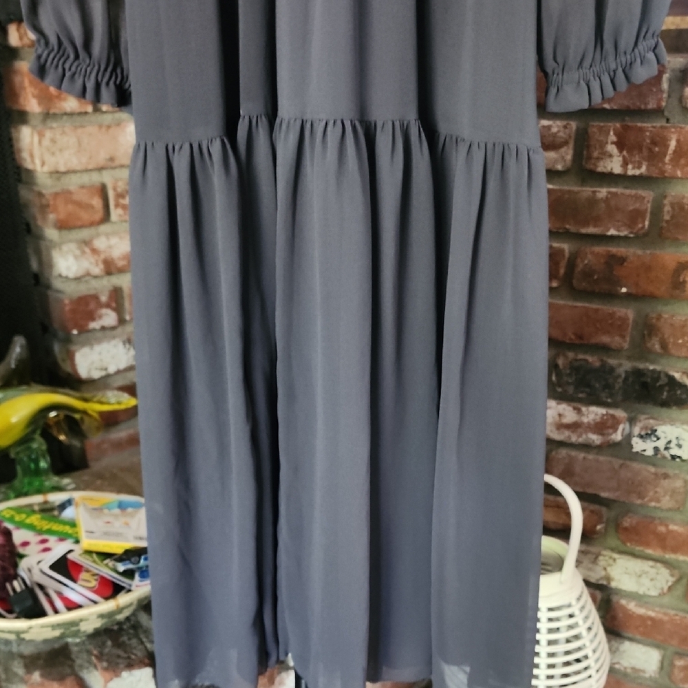 Wilfred Aritzia Charcoal Long Sleeve Tiered Midi Dress Medium - Picture 3 of 16